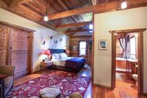 Big Red Barn Getaway's Comfy King Size Bed